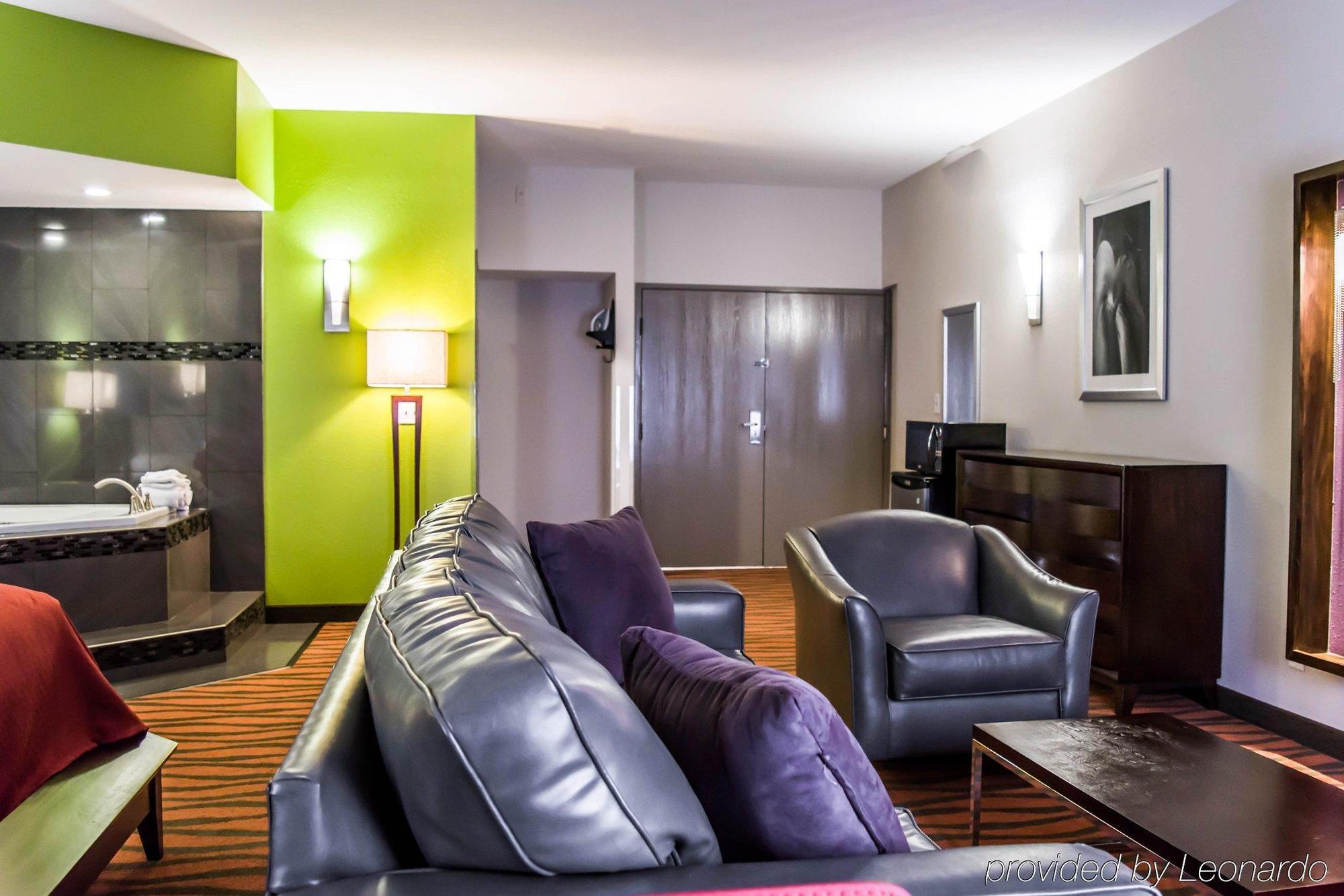 Quality Suites Fort Myers Airport I-75 Экстерьер фото